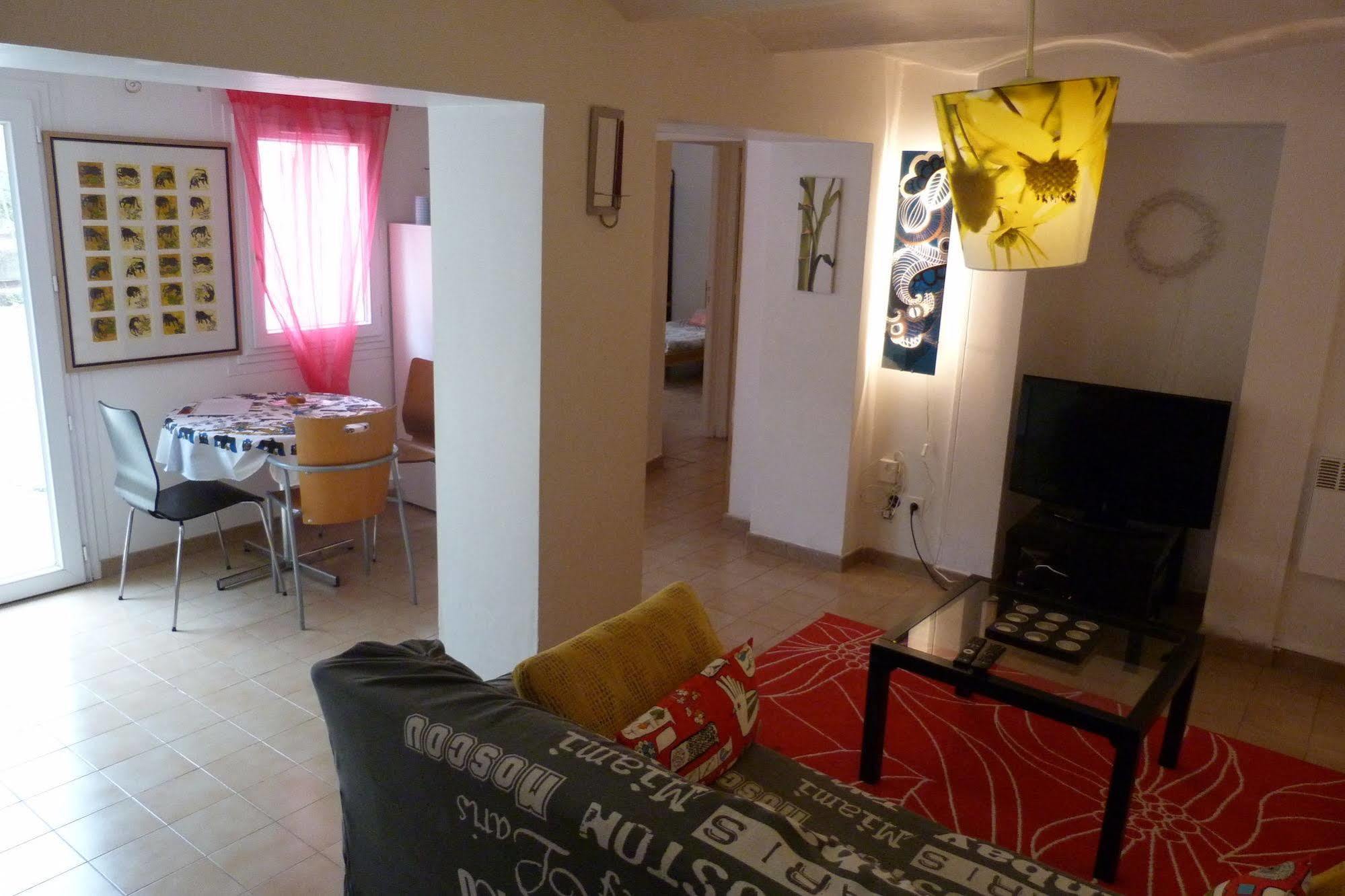 דינייה-לה-בן Alexandra Apartments מראה חיצוני תמונה